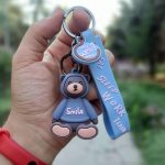 آویز سیلیکونی خرس هودی پوش مدل Smile