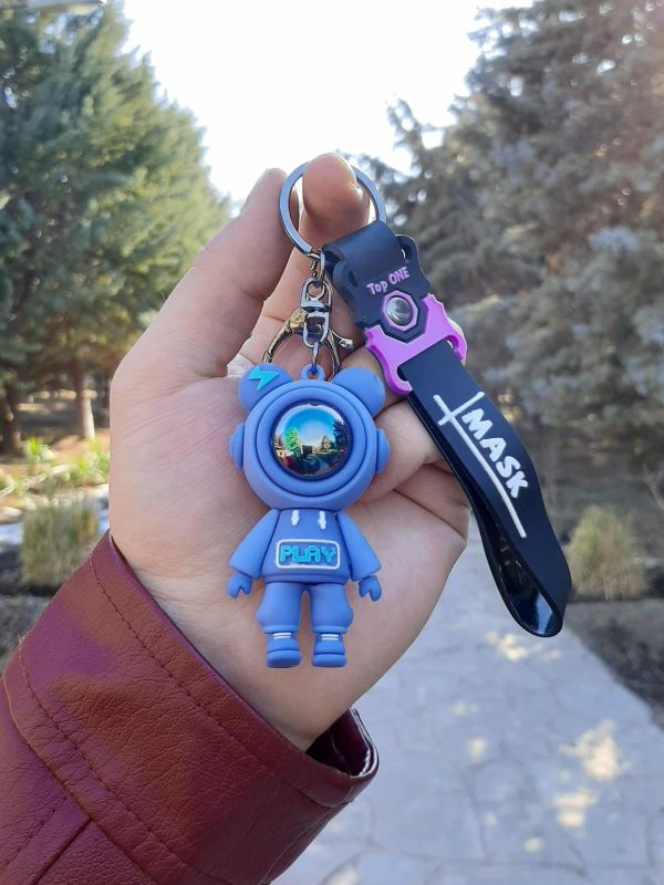 جاسوئیچی سیلیکونی فضانورد